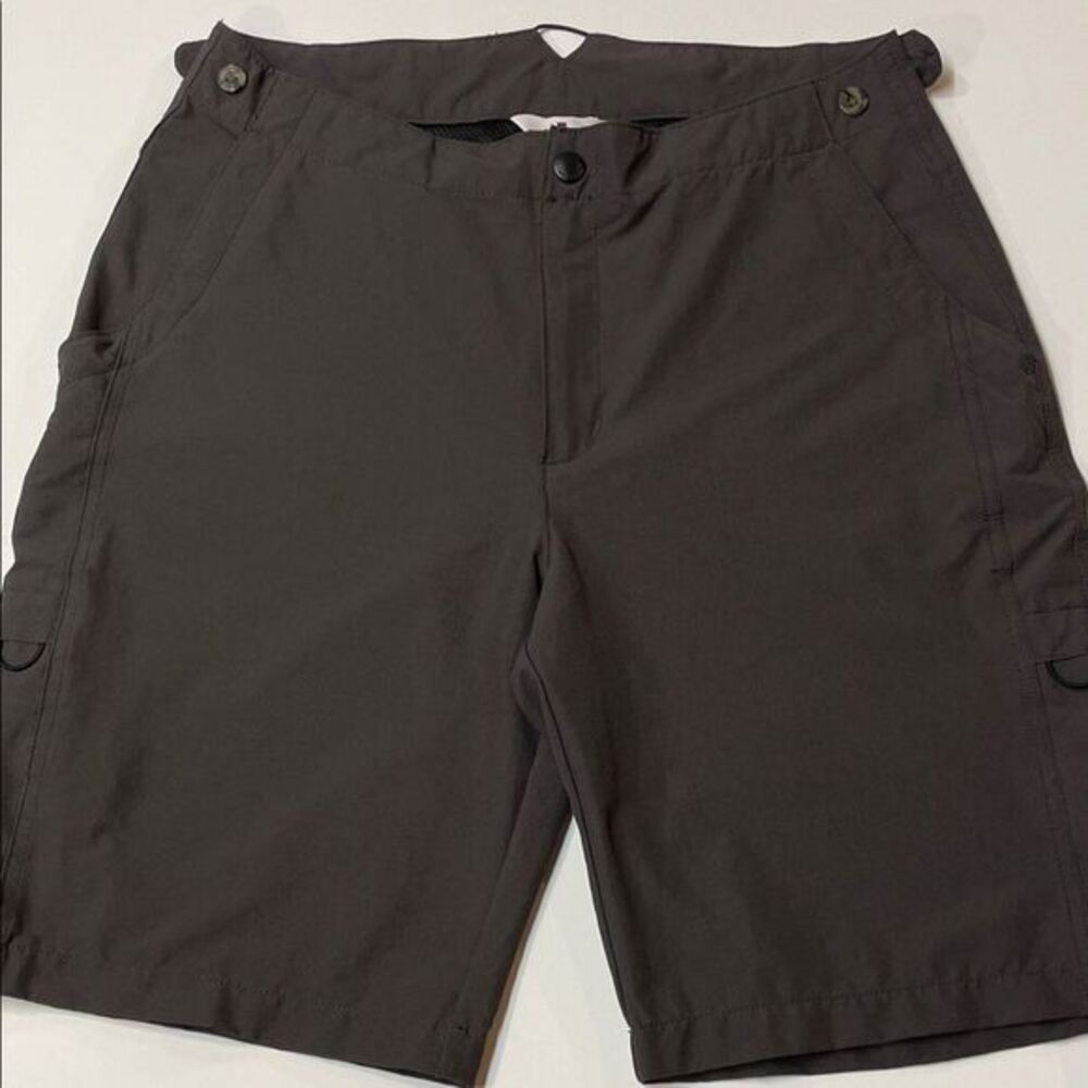 Woolrich Cinder Gray Outdoor Cargo Shorts Womens Sz 10